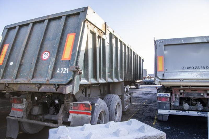 Mol K85F/20T/37ST- HYDR. DOOR - Semi-reboque basculante: foto 4 Mol K85F/20T/37ST- HYDR. DOOR - Semi-reboque basculante: foto 4