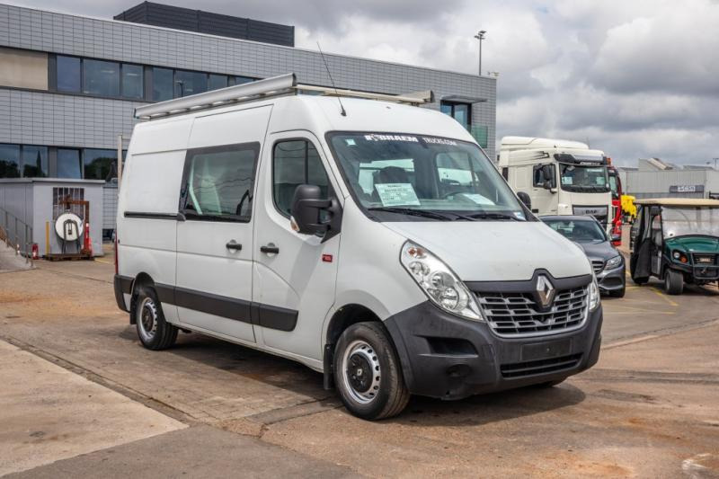 Renault MASTER 125 DCI + 7 personen - Furgão: foto 2 Renault MASTER 125 DCI + 7 personen - Furgão: foto 2