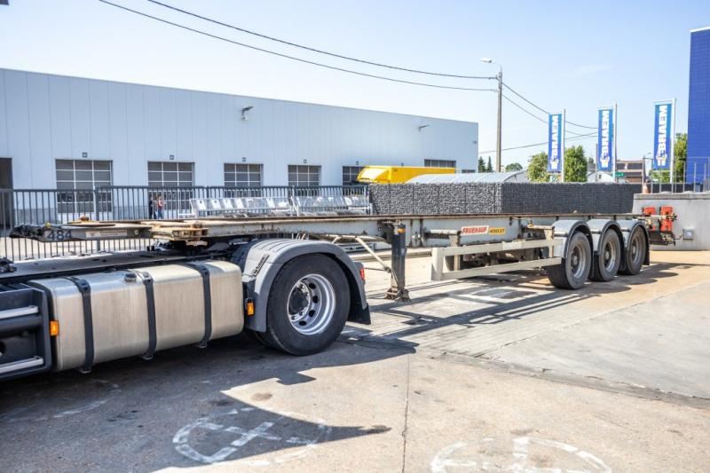 Fruehauf CONTAINERCHASSIS 40' - Semi-reboque: foto 2 Fruehauf CONTAINERCHASSIS 40' - Semi-reboque: foto 2