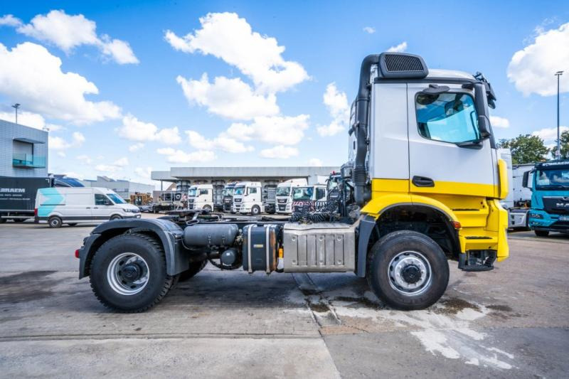 Mercedes AROCS 2045 AS (cardan) - Tractor: foto 3 Mercedes AROCS 2045 AS (cardan) - Tractor: foto 3