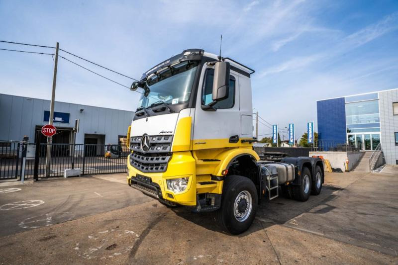 Mercedes AROCS 3345 AS - Tractor: foto 1 Mercedes AROCS 3345 AS - Tractor: foto 1