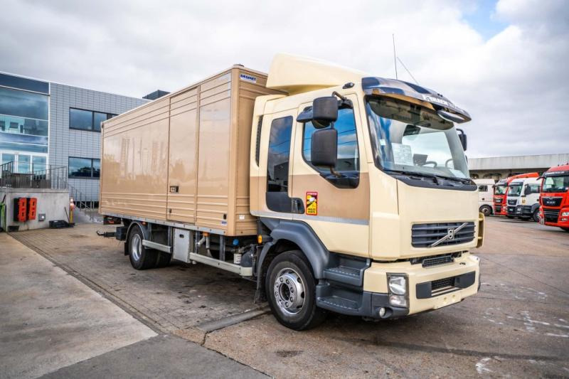 Volvo FL 260 (13.5t) +DHOLLANDIA 2T - Camião furgão: foto 2 Volvo FL 260 (13.5t) +DHOLLANDIA 2T - Camião furgão: foto 2