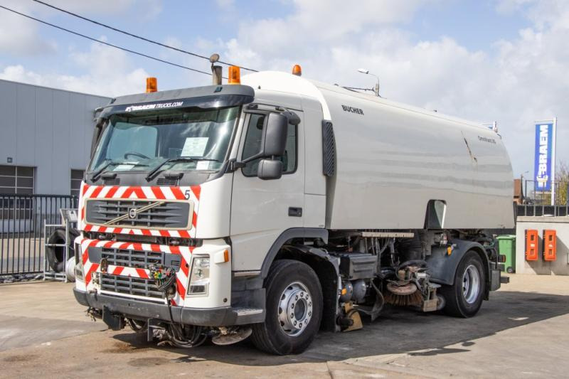 Volvo FM 340 - BUCHER SCHÖRLING 8000 - Varredora urbana: foto 1 Volvo FM 340 - BUCHER SCHÖRLING 8000 - Varredora urbana: foto 1