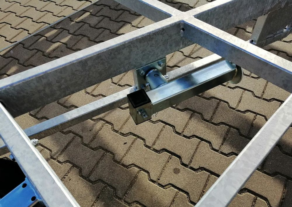 Besttrailers TINY HOUSE (Domki mobilne) 7,2x2,45 m DMC 3500 kg, 2 osie, 13", 4 podpory - Reboque chassi: foto 4 Besttrailers TINY HOUSE (Domki mobilne) 7,2x2,45 m DMC 3500 kg, 2 osie, 13", 4 podpory - Reboque chassi: foto 4