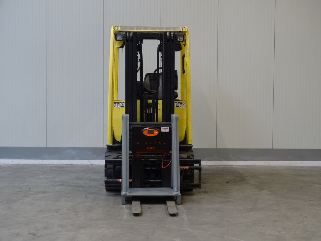 Hyster J2.5XN - TRIPLEX - Empilhadeira elétrica: foto 2 Hyster J2.5XN - TRIPLEX - Empilhadeira elétrica: foto 2
