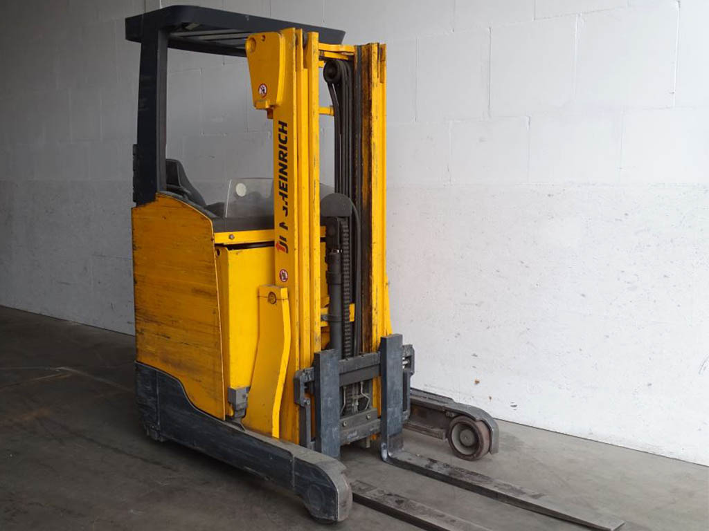 Jungheinrich ETV110 - TRIPLEX - Empilhador retráctil: foto 1 Jungheinrich ETV110 - TRIPLEX - Empilhador retráctil: foto 1