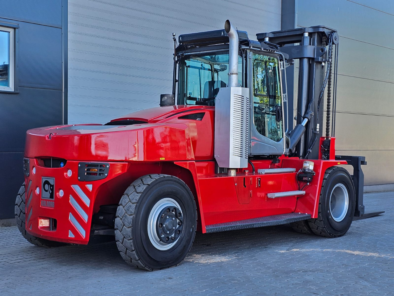 Kalmar DCG160-12 - Empilhadeira a diesel: foto 5 Kalmar DCG160-12 - Empilhadeira a diesel: foto 5