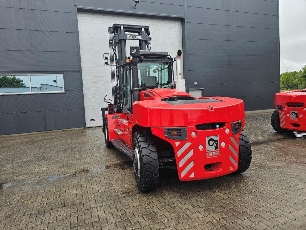 Kalmar DCG160-12 - Drehsitz - Empilhadeira a diesel: foto 5 Kalmar DCG160-12 - Drehsitz - Empilhadeira a diesel: foto 5