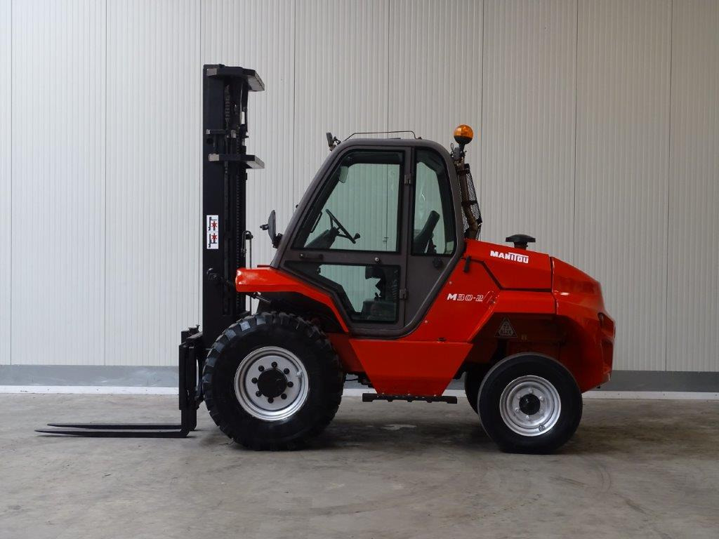 Manitou M30 - TRIPLEX - Empilhador todo-o-terreno: foto 3 Manitou M30 - TRIPLEX - Empilhador todo-o-terreno: foto 3