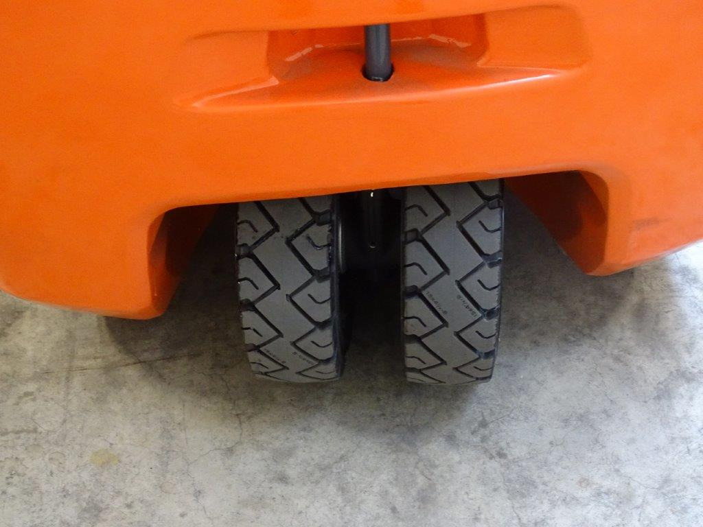 Toyota 8FBEK16T - DEMO - TRIPLEX - Empilhadeira elétrica: foto 2 Toyota 8FBEK16T - DEMO - TRIPLEX - Empilhadeira elétrica: foto 2