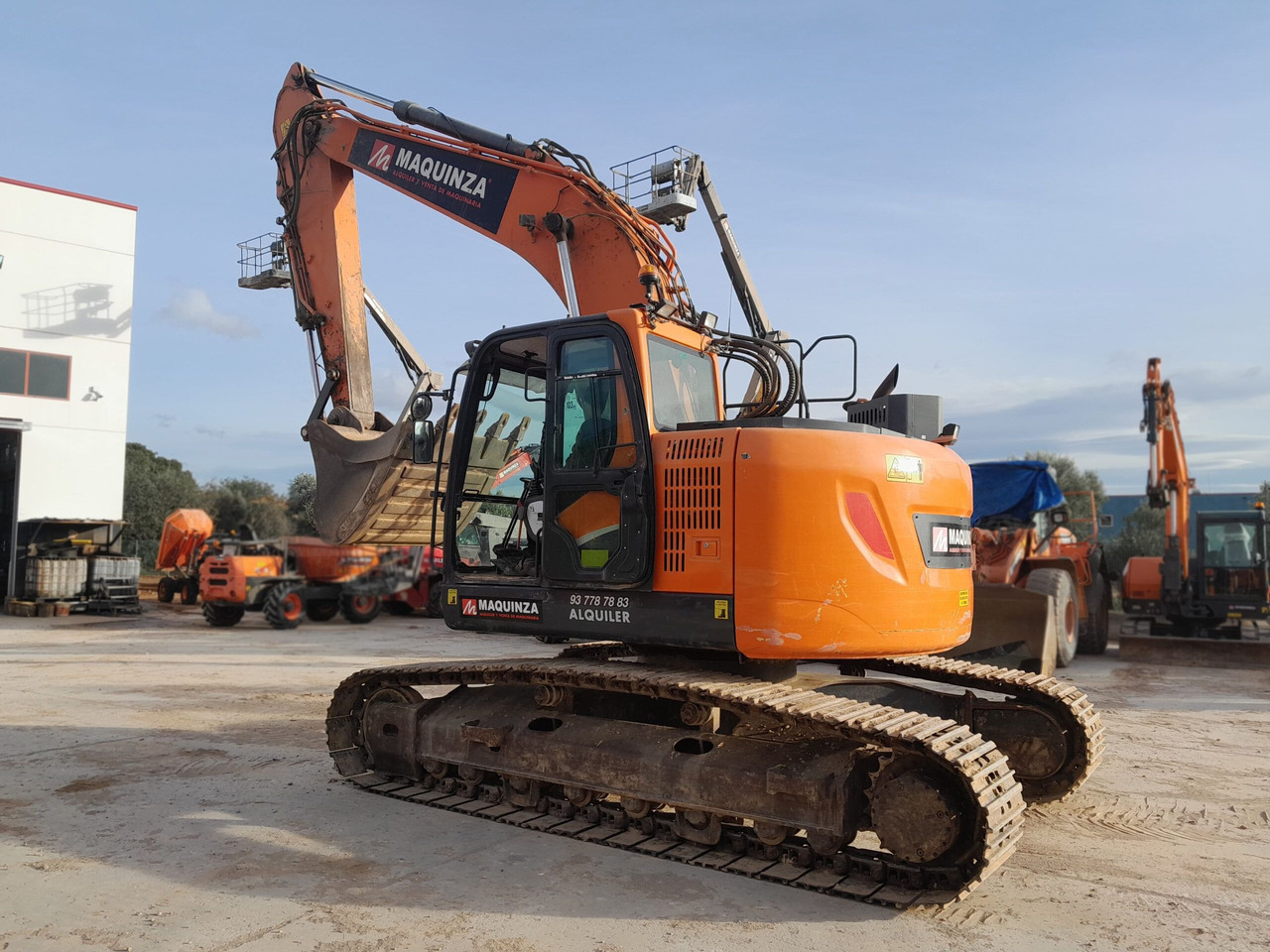 DOOSAN DX235LCR - Escavadora de rastos: foto 2 DOOSAN DX235LCR - Escavadora de rastos: foto 2