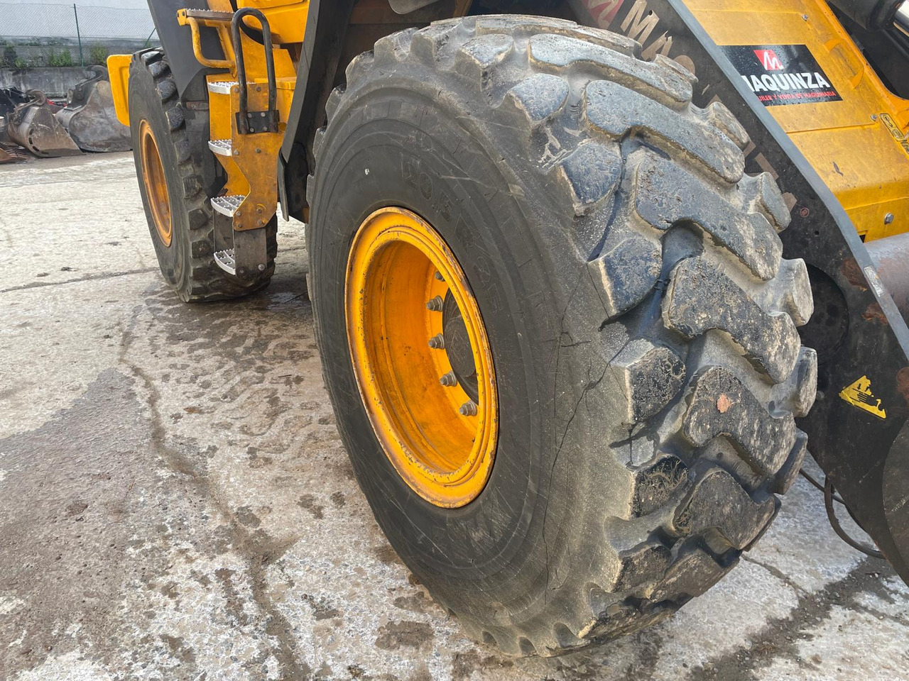 Pá carregadora de rodas JCB 427 HT S5: foto 12