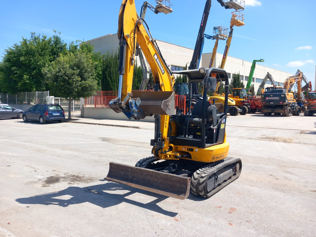 JCB 8030ZTS - Mini escavadeira: foto 2 JCB 8030ZTS - Mini escavadeira: foto 2