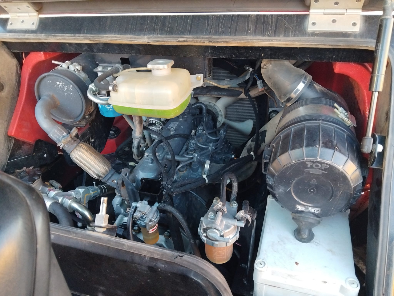 Leasing de  MANITOU MC18.4 D MANITOU MC18.4 D: foto 16