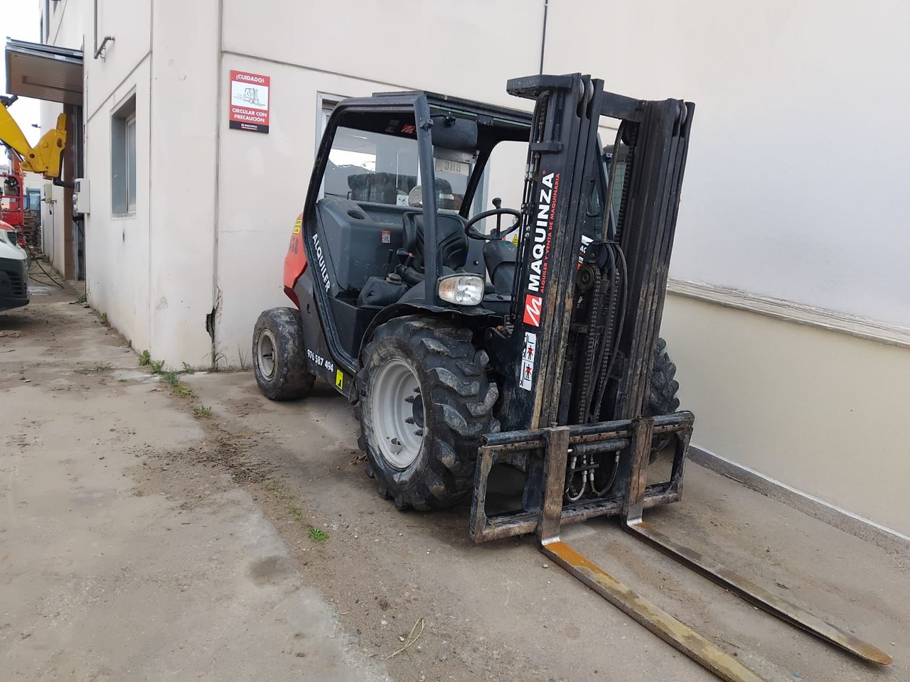 MANITOU MC18.4 D - Empilhadeira a diesel: foto 3 MANITOU MC18.4 D - Empilhadeira a diesel: foto 3