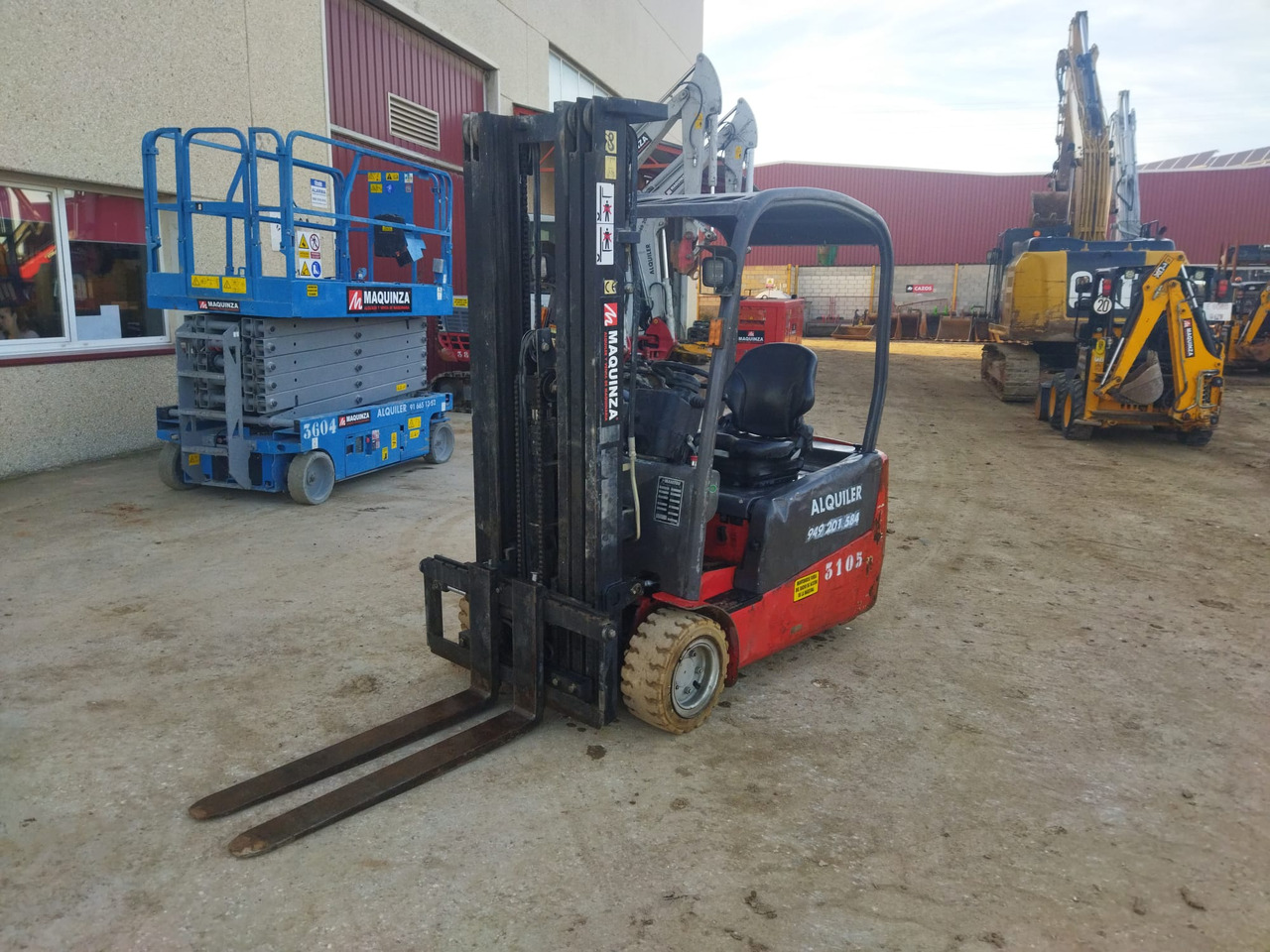 MANITOU ME320 - Empilhadeira elétrica: foto 1 MANITOU ME320 - Empilhadeira elétrica: foto 1