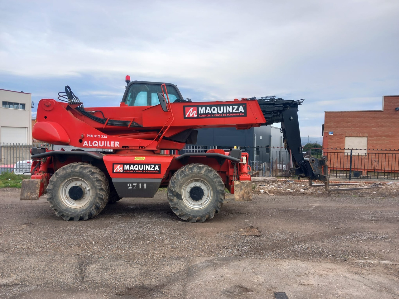 MANITOU MRT1742 - Empilhador telescópico: foto 1 MANITOU MRT1742 - Empilhador telescópico: foto 1