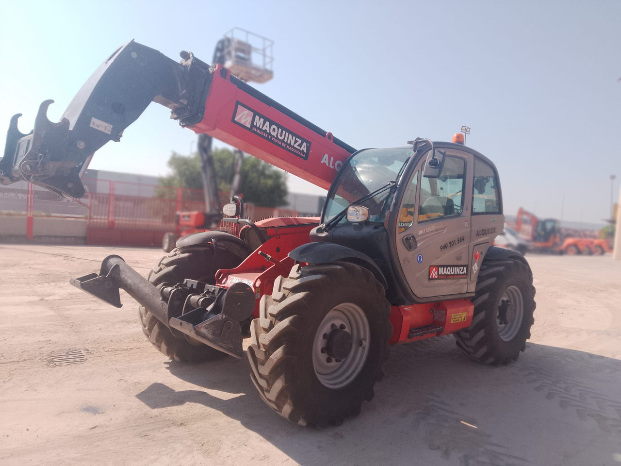 MANITOU MT1335 EASY - Empilhador telescópico: foto 1 MANITOU MT1335 EASY - Empilhador telescópico: foto 1