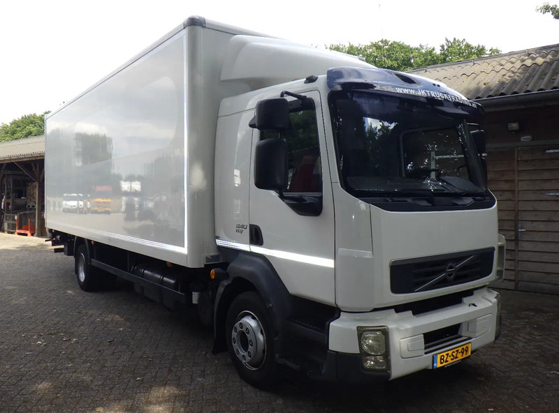 Volvo FL 12 240 Euro 5 EEV/ 6 Cil. - Camião furgão: foto 2 Volvo FL 12 240 Euro 5 EEV/ 6 Cil. - Camião furgão: foto 2