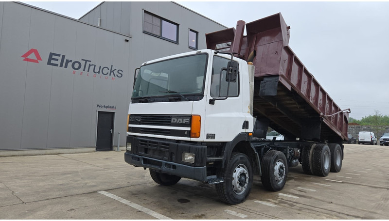 DAF 85 CF 340 (EURO 2 / MANUAL PUMP / STEEL SUSP. / POSSIBLE AS CHASSIS / 8X4) - Camião basculante: foto 1 DAF 85 CF 340 (EURO 2 / MANUAL PUMP / STEEL SUSP. / POSSIBLE AS CHASSIS / 8X4) - Camião basculante: foto 1