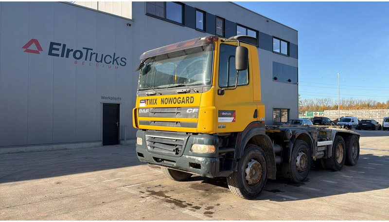 DAF CF 85.360 (BOITE MANUELLE / MANUAL GEARBOX / BIG HUB / GRAND PONT / LAMES / 8X4) - Camião chassi: foto 1 DAF CF 85.360 (BOITE MANUELLE / MANUAL GEARBOX / BIG HUB / GRAND PONT / LAMES / 8X4) - Camião chassi: foto 1