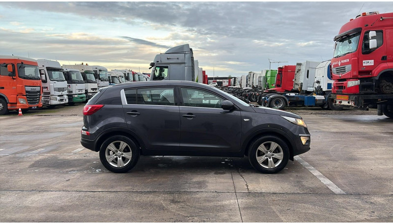 Kia NEW sportage  (VOITURE BELGE / BELGIAN CAR / AIRCO) - SUV: foto 4 Kia NEW sportage  (VOITURE BELGE / BELGIAN CAR / AIRCO) - SUV: foto 4