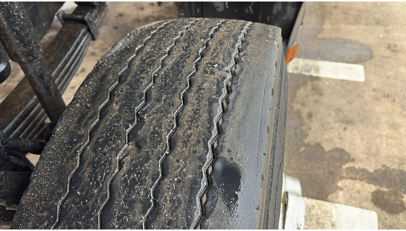 Camião basculante MAN 35.414 (6 CYLINDER / 8X6 / BIG AXLES / STEEL SUSP. / LAMES / GRAND PONT): foto 9