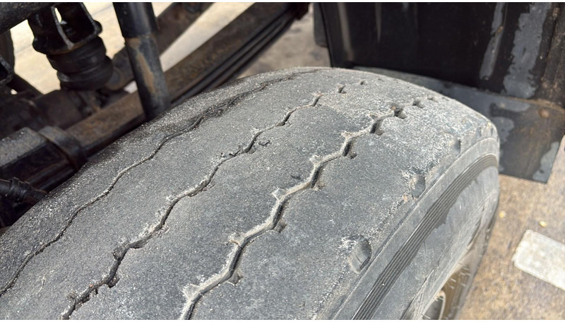 Camião basculante MAN 35.414 (6 CYLINDER / 8X6 / BIG AXLES / STEEL SUSP. / LAMES / GRAND PONT): foto 12