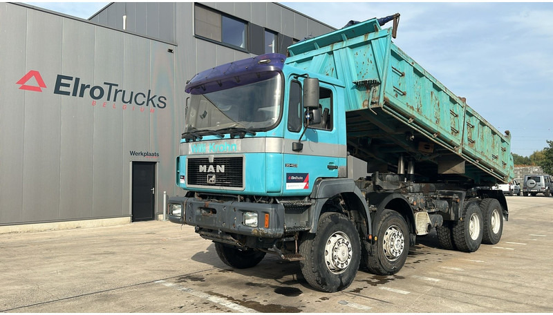 MAN 36.403 (8X6 / LAMES / STEEL SUSP. / BIG AXLE / 6 CYLINDER) - Camião basculante: foto 1 MAN 36.403 (8X6 / LAMES / STEEL SUSP. / BIG AXLE / 6 CYLINDER) - Camião basculante: foto 1