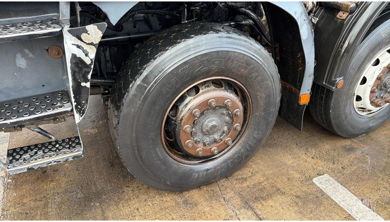 Leasing de MAN 41.414 (BIG AXLES / 41 TONS / GRAND PONT / LAMES / 6 CYLINDER) MAN 41.414 (BIG AXLES / 41 TONS / GRAND PONT / LAMES / 6 CYLINDER): foto 8 Leasing de MAN 41.414 (BIG AXLES / 41 TONS / GRAND PONT / LAMES / 6 CYLINDER) MAN 41.414 (BIG AXLES / 41 TONS / GRAND PONT / LAMES / 6 CYLINDER): foto 8