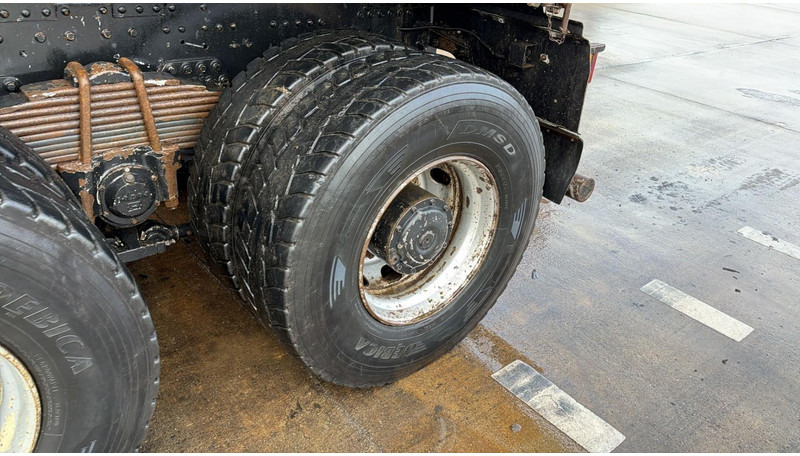 Leasing de MAN 41.414 (BIG AXLES / 41 TONS / GRAND PONT / LAMES / 6 CYLINDER) MAN 41.414 (BIG AXLES / 41 TONS / GRAND PONT / LAMES / 6 CYLINDER): foto 11 Leasing de MAN 41.414 (BIG AXLES / 41 TONS / GRAND PONT / LAMES / 6 CYLINDER) MAN 41.414 (BIG AXLES / 41 TONS / GRAND PONT / LAMES / 6 CYLINDER): foto 11