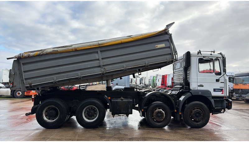 MAN 41.414 (BIG AXLES / 41 TONS / GRAND PONT / LAMES / 6 CYLINDER) - Camião basculante: foto 5 MAN 41.414 (BIG AXLES / 41 TONS / GRAND PONT / LAMES / 6 CYLINDER) - Camião basculante: foto 5