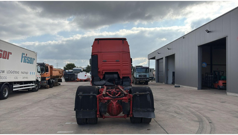 MAN TGA 18.410 (POMPE MANUELLE / MANUAL PUMP / BOITE MANUELLE / MANUAL GEARBOX) - Camião chassi: foto 5 MAN TGA 18.410 (POMPE MANUELLE / MANUAL PUMP / BOITE MANUELLE / MANUAL GEARBOX) - Camião chassi: foto 5