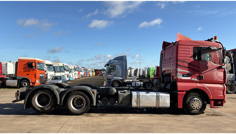 MAN TGA 26.480 (BELGIAN TRUCK / 6X2 / CAMION BELGE) - Camião chassi: foto 3 MAN TGA 26.480 (BELGIAN TRUCK / 6X2 / CAMION BELGE) - Camião chassi: foto 3