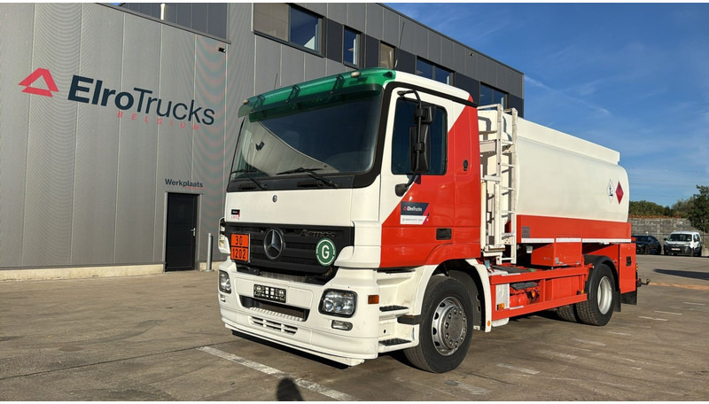 Mercedes-Benz Actros 1841 (14000 L / EPS / 3 PEDALES / PARFAIT ETAT !! / V6 / MP2) - Caminhão tanque: foto 1 Mercedes-Benz Actros 1841 (14000 L / EPS / 3 PEDALES / PARFAIT ETAT !! / V6 / MP2) - Caminhão tanque: foto 1