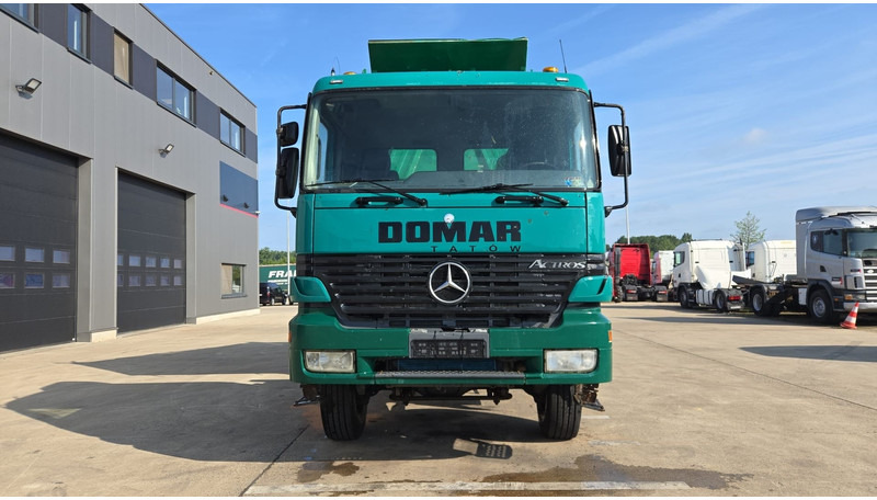 Mercedes-Benz Actros 3331 (BOITE MANUELLE / 6X6 / LAMES / GRAND PONT / V6) - Camião basculante: foto 2 Mercedes-Benz Actros 3331 (BOITE MANUELLE / 6X6 / LAMES / GRAND PONT / V6) - Camião basculante: foto 2