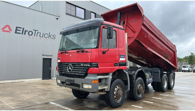 Mercedes-Benz Actros 4143 (BOITE MANUELLE / 8X8 / MANUAL GEARBOX / LAMES / GRAND PONT / BIG AXLE) - Camião basculante: foto 1 Mercedes-Benz Actros 4143 (BOITE MANUELLE / 8X8 / MANUAL GEARBOX / LAMES / GRAND PONT / BIG AXLE) - Camião basculante: foto 1
