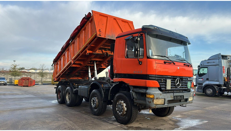 Mercedes-Benz Actros 4143 (EPS / 8X6 / LAMES / GRAND PONT / STEEL SUSP. / BIG AXLE / V6) - Camião basculante: foto 3 Mercedes-Benz Actros 4143 (EPS / 8X6 / LAMES / GRAND PONT / STEEL SUSP. / BIG AXLE / V6) - Camião basculante: foto 3