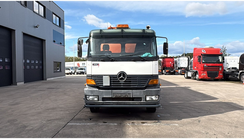 Mercedes-Benz Atego 2528 (14500L / LAMES DEVANT / 6X2 / BOITE MANUELLE) - Caminhão limpa fossa: foto 2 Mercedes-Benz Atego 2528 (14500L / LAMES DEVANT / 6X2 / BOITE MANUELLE) - Caminhão limpa fossa: foto 2