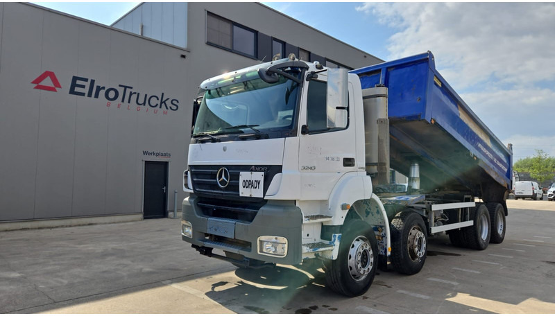 Mercedes-Benz Axor 3243 (BOITE MANUELLE / MANUAL GEARBOX / LAMES / 8X4 / MANUAL GETRIEBE) - Camião basculante: foto 1 Mercedes-Benz Axor 3243 (BOITE MANUELLE / MANUAL GEARBOX / LAMES / 8X4 / MANUAL GETRIEBE) - Camião basculante: foto 1