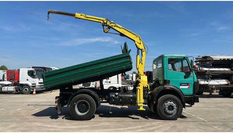 Mercedes-Benz SK 1722 (4X4 / LAMES / GRAND PONT / GRUE / TRES PROPRE / BIG HUB / STEEL SUSP. / V6) - Camião basculante, Camião grua: foto 4 Mercedes-Benz SK 1722 (4X4 / LAMES / GRAND PONT / GRUE / TRES PROPRE / BIG HUB / STEEL SUSP. / V6) - Camião basculante, Camião grua: foto 4