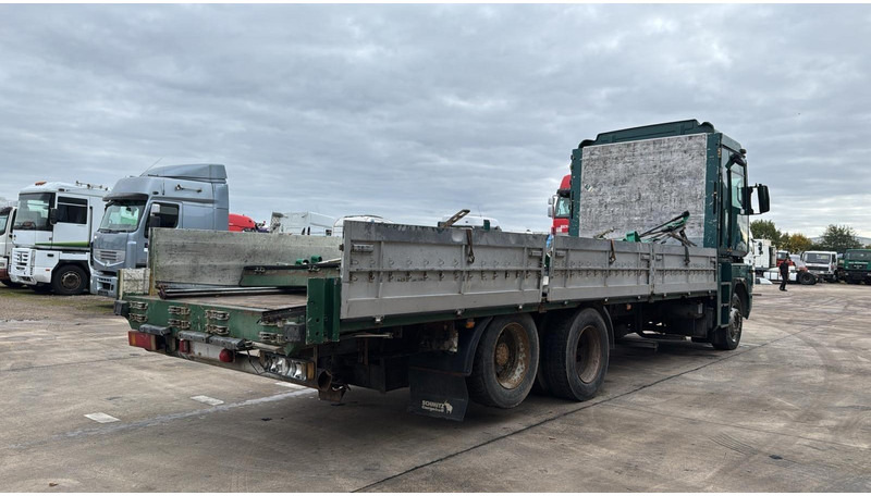 Renault AE 440 Magnum E-tech (BOITE MANUELLE / MANUAL GEARBOX / 6X2) - Camião de caixa aberta/ Plataforma: foto 4 Renault AE 440 Magnum E-tech (BOITE MANUELLE / MANUAL GEARBOX / 6X2) - Camião de caixa aberta/ Plataforma: foto 4