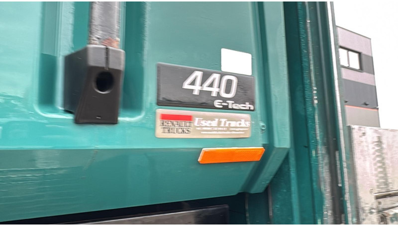 Camião de caixa aberta/ Plataforma Renault AE 440 Magnum E-tech (BOITE MANUELLE / MANUAL GEARBOX / 6X2): foto 11