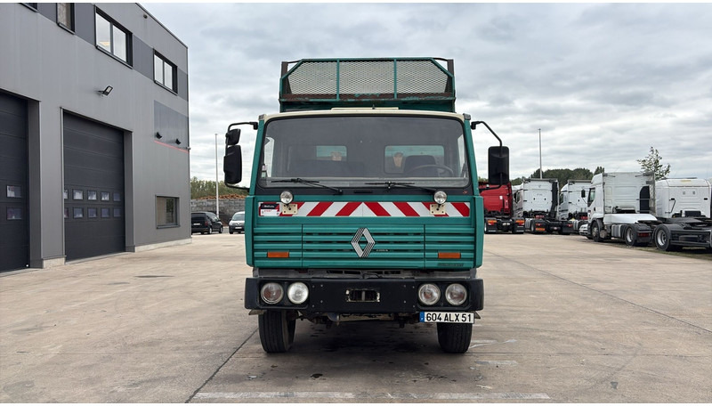 Renault G 300 Manager (LAMES / STEEL SUSP. / GRAND PONT / POMPE MANUELLE) - Camião basculante: foto 2 Renault G 300 Manager (LAMES / STEEL SUSP. / GRAND PONT / POMPE MANUELLE) - Camião basculante: foto 2