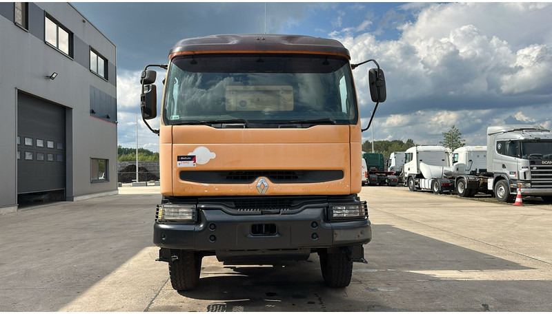 Renault Kerax 385 (POMPE MANUELLE / MANUAL PUMP / 6X4 / LAMES / GRAND PONT) - Camião basculante: foto 2 Renault Kerax 385 (POMPE MANUELLE / MANUAL PUMP / 6X4 / LAMES / GRAND PONT) - Camião basculante: foto 2