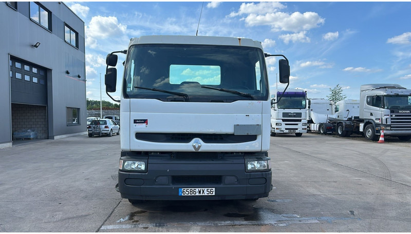 Renault PREMIUM 260 (CAMION FRANCAIS / LAMES / STEEL SUSP. / BOITE MANUELLE / POMPE MANUELLE) - Camião chassi: foto 2 Renault PREMIUM 260 (CAMION FRANCAIS / LAMES / STEEL SUSP. / BOITE MANUELLE / POMPE MANUELLE) - Camião chassi: foto 2