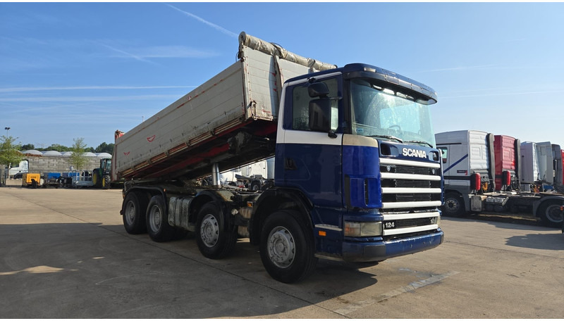 Scania 124-420 (BIG AXLE / GRAND PONT / LAMES / STEEL SUSP. / MANUAL GEARBOX / BOITE MANUELLE) - Camião basculante: foto 3 Scania 124-420 (BIG AXLE / GRAND PONT / LAMES / STEEL SUSP. / MANUAL GEARBOX / BOITE MANUELLE) - Camião basculante: foto 3