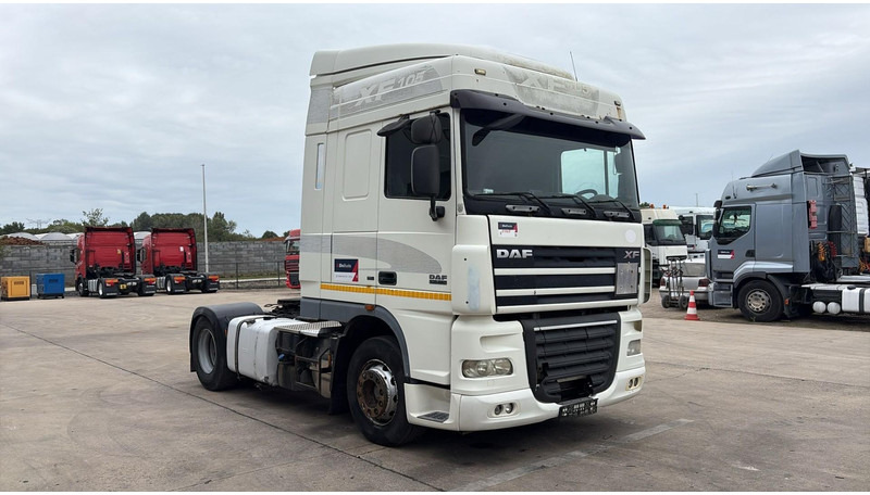DAF 105 XF 460 (AIRCO / GOOD CONDITION / BONNE ETAT / BOITE MANUALLE / GEARBOX MANUAL) - Tractor: foto 3 DAF 105 XF 460 (AIRCO / GOOD CONDITION / BONNE ETAT / BOITE MANUALLE / GEARBOX MANUAL) - Tractor: foto 3