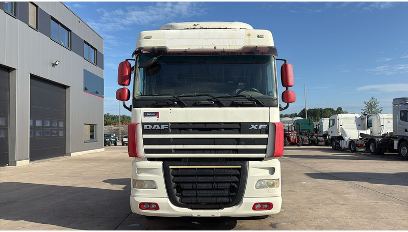 DAF 105 XF 460 (BOITE MANUELLE / MANUAL GEARBOX) - Tractor: foto 2 DAF 105 XF 460 (BOITE MANUELLE / MANUAL GEARBOX) - Tractor: foto 2