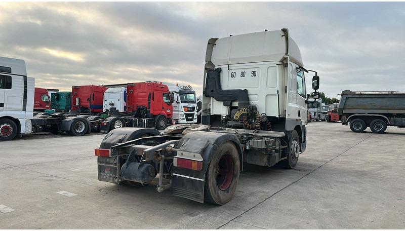 DAF 85 CF 410 (BOITE MANUELLE / MANUAL GEARBOX / GOOD CONDITION / BONNE ETAT) - Tractor: foto 5 DAF 85 CF 410 (BOITE MANUELLE / MANUAL GEARBOX / GOOD CONDITION / BONNE ETAT) - Tractor: foto 5